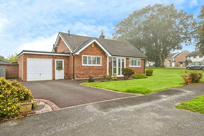 2 Bedroom Bungalow For Sale In Highfield Avenue, Appleton, Warrington, Cheshire, WA4