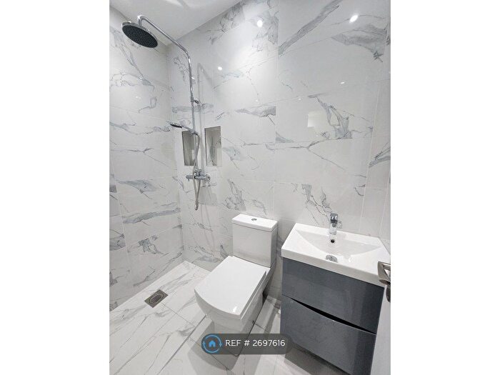 Studio To Rent In Ashurst Drive, Ilford, IG6