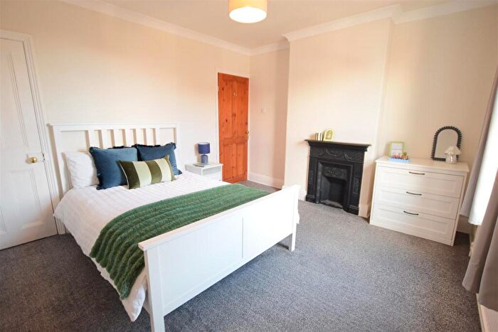 2 Bedroom Terraced House To Rent In Moor Street - Professional House - Lincoln, LN1