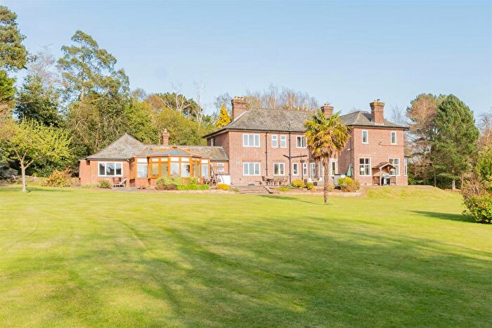 4 Bedroom Detached House For Sale In Baskervyle Road, Gayton, Wirral, CH60