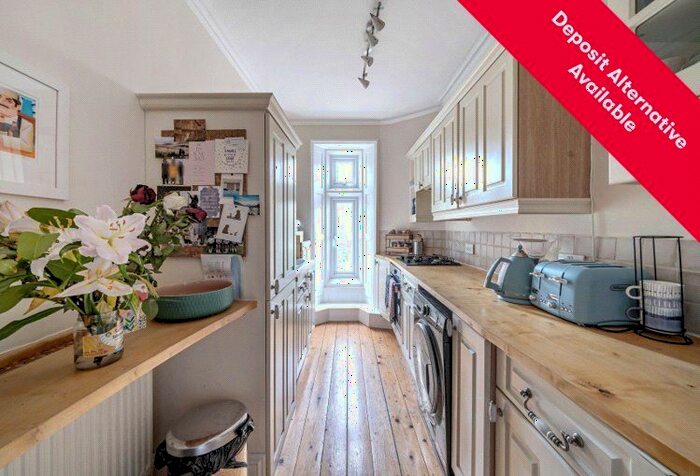 2 Bedroom Flat To Rent In Leckhampton Hill, Cheltenham, Gloucestershire, GL53