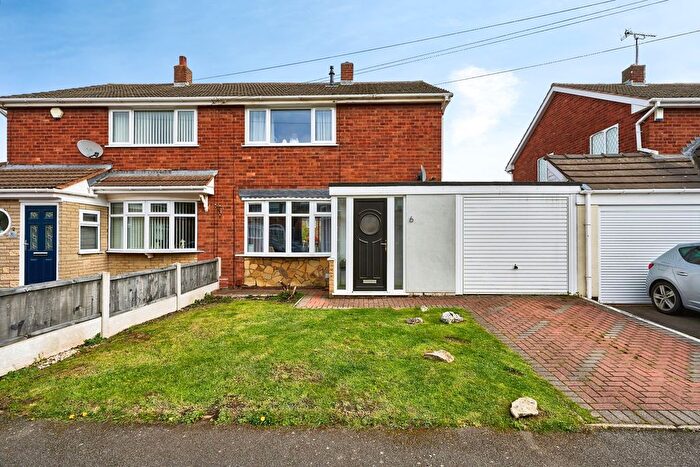 3 Bedroom Semi Detached House For Sale In St. Anthonys Drive, Walsall, West Midlands, WS3