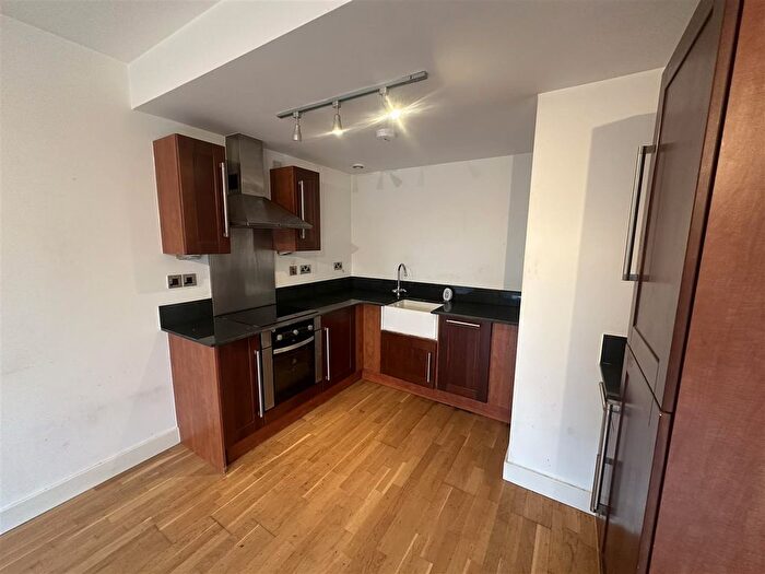 2 Bedroom Flat For Sale In Express Building, Oldham Road, Ancoats, Manchester, M4