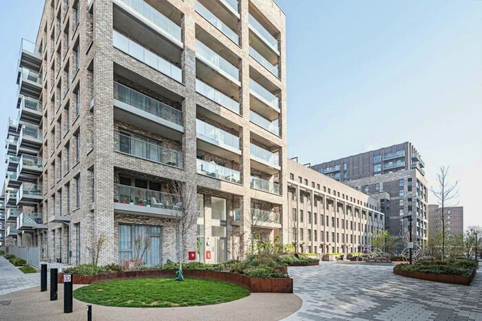 1 Bedroom Flat To Rent In Shipbuilding Way, Upton Park, London, E13