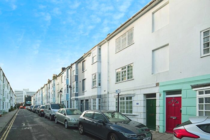 4 Bedroom Terraced House For Sale In Over Street, Brighton, BN1