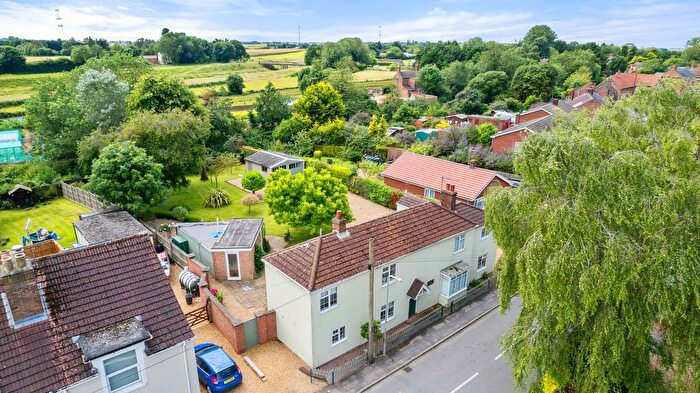 4 Bedroom Detached House For Sale In Station Road, Tydd Gote, Wisbech, Cambs, PE13