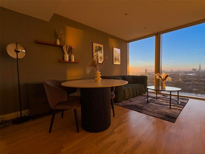 1 Bedroom Apartment To Rent In Marsh Wall, London, E14