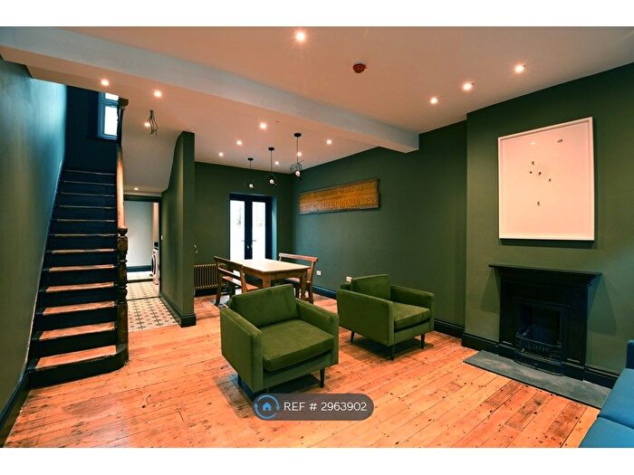 4 Bedroom Terraced House To Rent In Canrobert St, London, E2