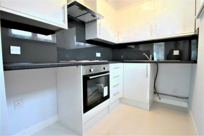 1 Bedroom Flat To Rent In Rabournmead Drive, Northolt, UB5