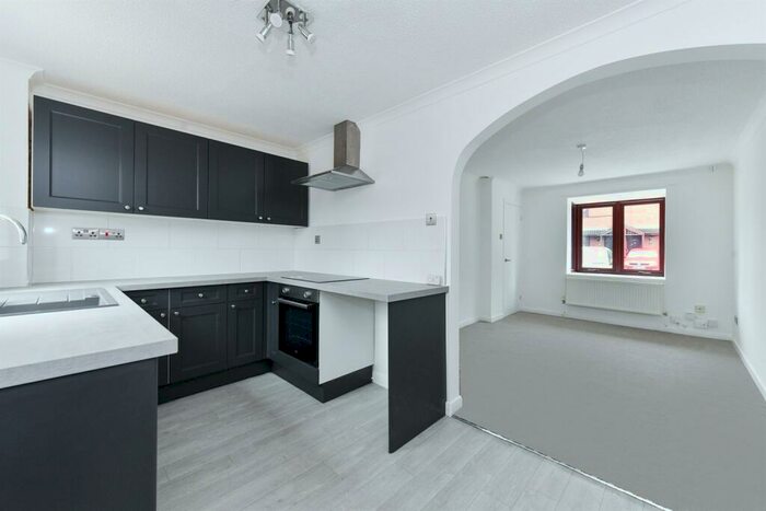 2 Bedroom Semi-Detached House To Rent In Avon Gardens, West Bridgford, NG2