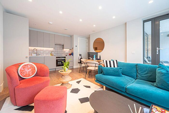 1 Bedroom Flat To Rent In Kilburn High Road, Kilburn, London, NW6