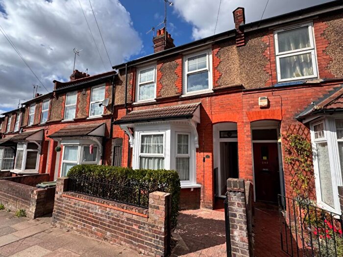 2 Bedroom Terraced House To Rent In High Town Road, Luton, Bedfordshire, LU2