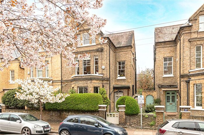 5 Bedroom Semi Detached House For Sale In Schubert Road, Putney, London, SW15