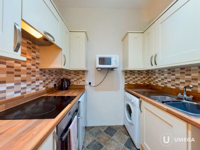 1 Bedroom Flat To Rent In Moat Terrace, Slateford, Edinburgh, EH14