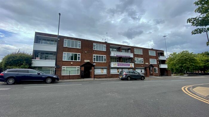 2 Bedroom Flat To Rent In Grosvenor Road, Earlsdon, Coventry, CV1