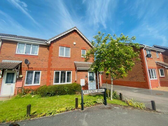 3 Bedroom Terraced House To Rent In Westons Brake, Emersons Green, Bristol, BS16