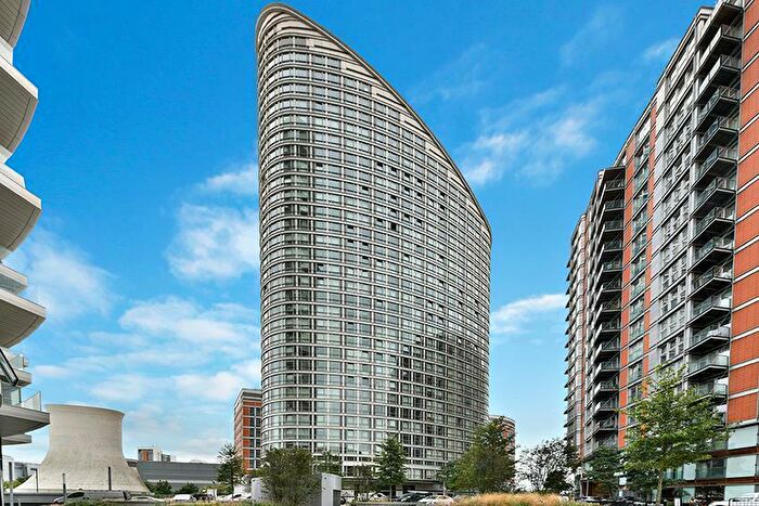 1 Bedroom Flat To Rent In Ontario Tower, Fairmont Avenue, E14