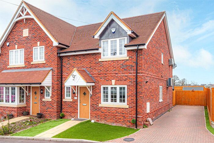 3 Bedroom Semi-Detached House To Rent In Mill Lane, Sindlesham, Wokingham, Berkshire, RG41