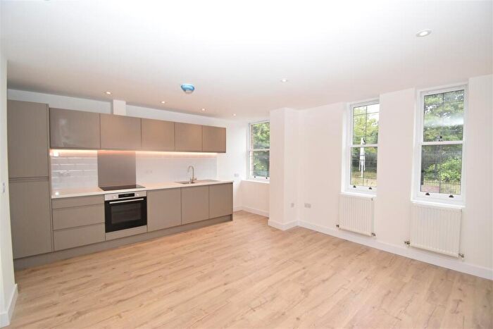 2 Bedroom Apartment To Rent In Waterside House, Leamington Spa, CV31