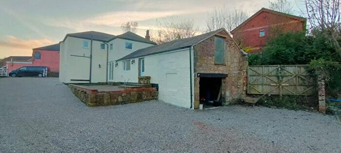 4 Bedroom Detached House To Rent In Railway Road, Brymbo, Wrexham, LL11