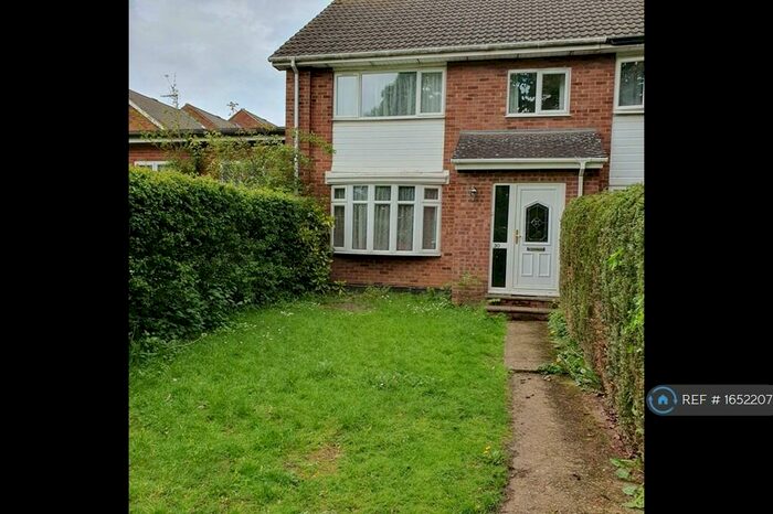 3 Bedroom Terraced House To Rent In Fleetwood, Letchworth Garden City, SG6