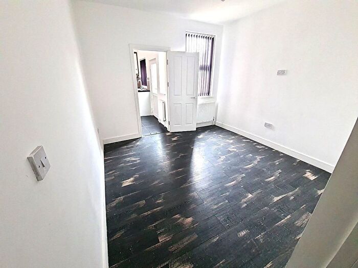 4 Bedroom Terraced House To Rent In Western Road, Leicester, LE3