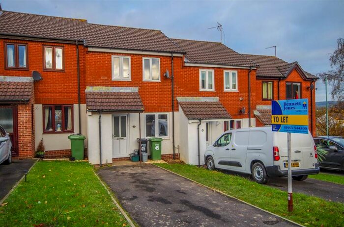 2 Bedroom Terraced House To Rent In Larkrise, Cam, GL11