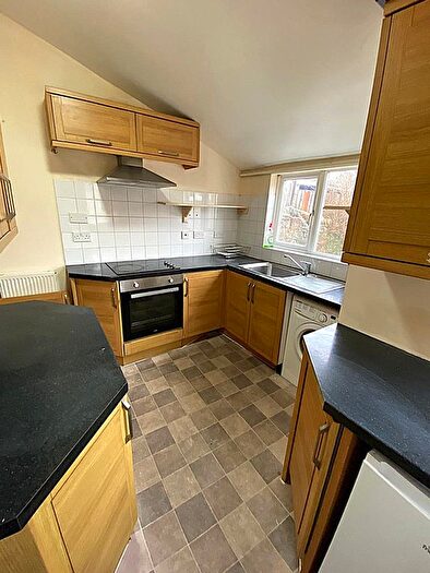 5 Bedroom Terraced House To Rent In Manor Street, Cardiff, CF14