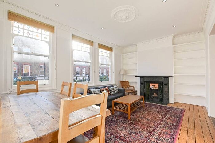 2 Bedroom Maisonette To Rent In Abbeville Road, Abbeville Village, London, SW4
