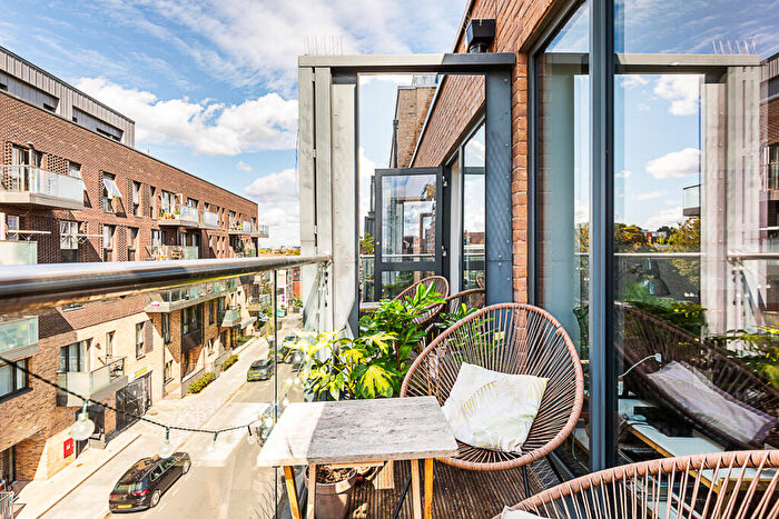 1 Bedroom Flat To Rent In Flat, Penny Black Court, Carlton Grove, London, SE15