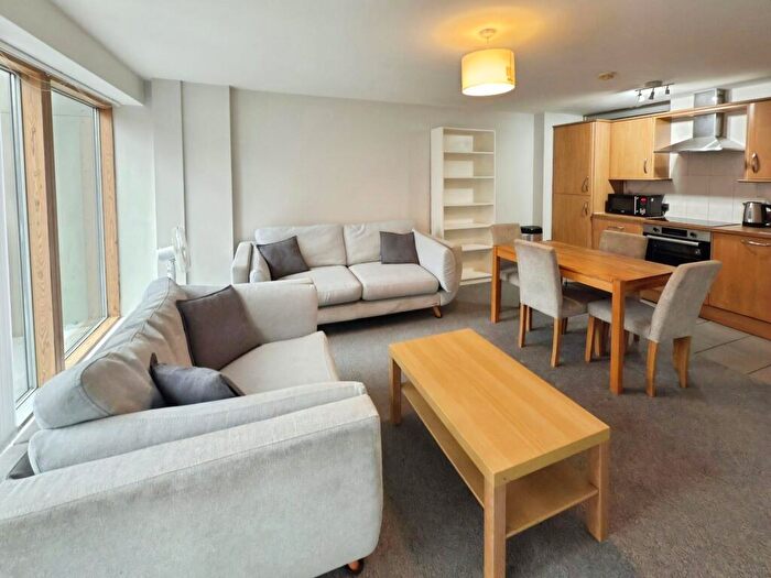 2 Bedroom Apartment To Rent In Henry Street, Liverpool, Merseyside, L1