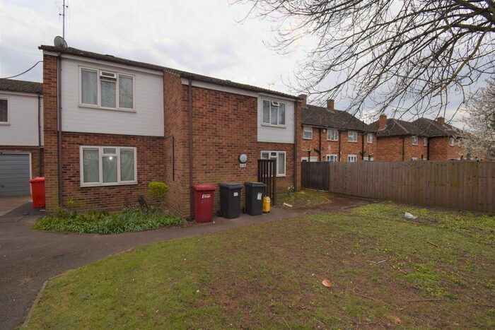 1 Bedroom Flat To Rent In Fox Road, Langley, Slough, SL3
