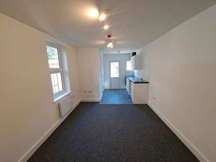 Studio To Rent In Studio Flat – The Avenue, Tottenham, N17