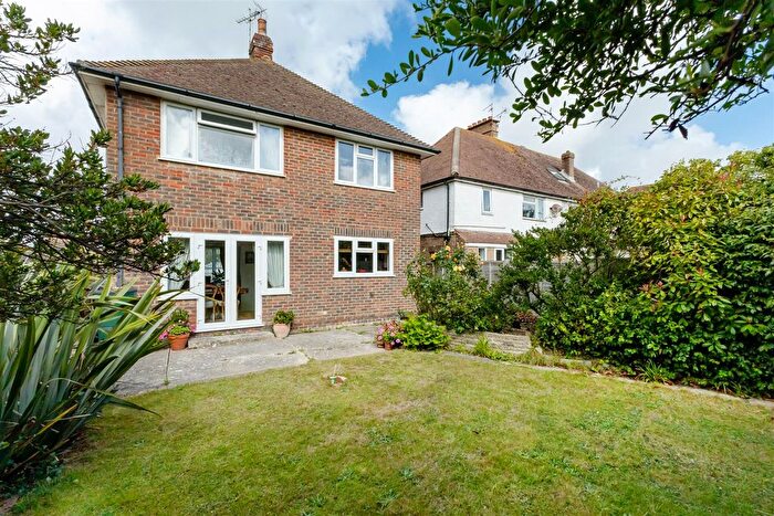 3 Bedroom Detached House For Sale In St. Andrews Road, Bexhill-On-Sea, TN40