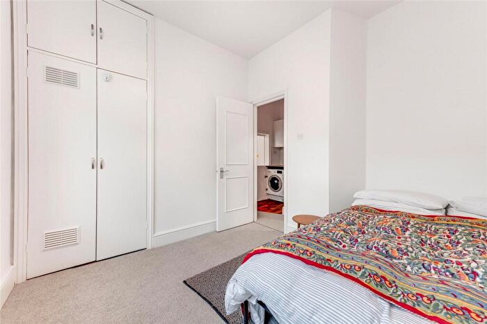 1 Bedroom Apartment For Sale In Hollywood Court, Hollywood Road, London, SW10