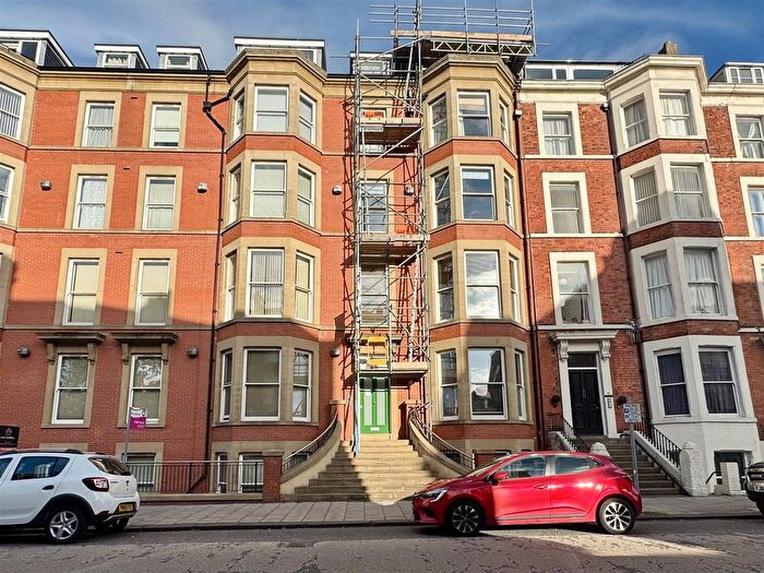 2 Bedroom Flat To Rent In Prince Of Wales Terrace, Scarborough, YO11