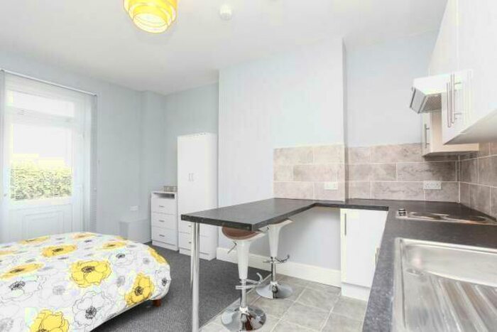 Studio To Rent In Park Avenue, NG18