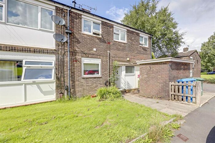 1 Bedroom Apartment For Sale In Yew Tree Grove, Rawtenstall, Rossendale, BB4