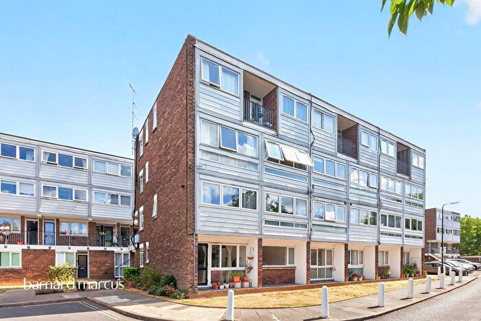 1 Bedroom Flat For Sale In Fairlea Place, London, W5