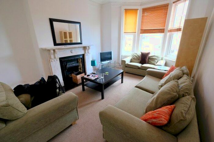 3 Bedroom Flat To Rent In St. Georges Terrace, Newcastle Upon Tyne NE2