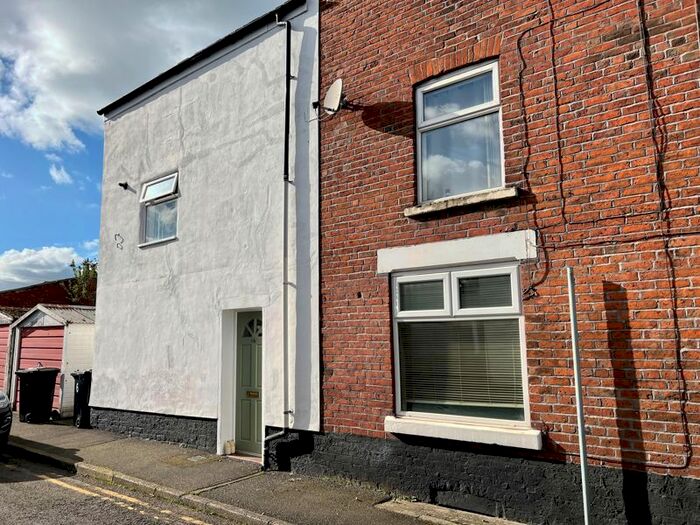 1 Bedroom Flat To Rent In Heywood Street, Congleton, CW12