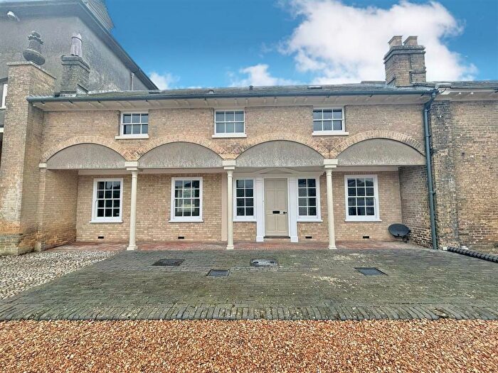 4 Bedroom House To Rent In Melton Park, Melton Constable, NR24