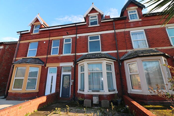 1 Bedroom Flat For Sale In St. Albans Road, Lytham St. Annes, Lancashire, FY8