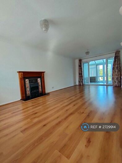 4 Bedroom Detached House To Rent In Borda Close, Chelmsford, CM1