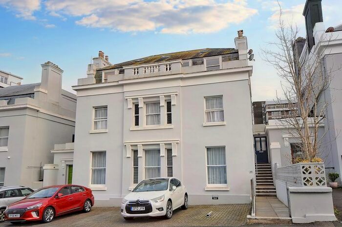 2 Bedroom Flat To Rent In Lockyer Street, Plymouth, PL1