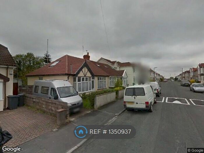 4 Bedroom Semi-Detached House To Rent In Northville Road, Bristol, BS7