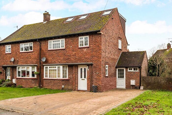 4 Bedroom Semi Detached House For Sale In Gosden Hill Road, Burpham, Guildford, Surrey, GU4