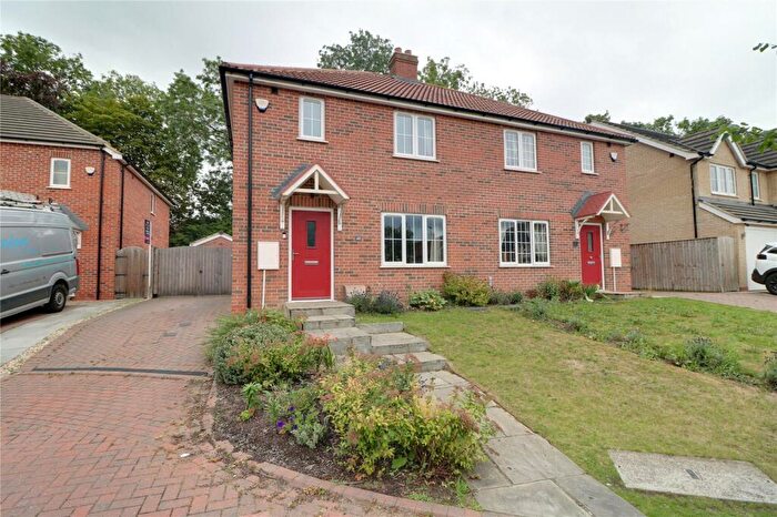 3 Bedroom Semi-Detached House For Sale In Beechcroft Drive, Kirton Lindsey, Gainsborough, Lincolnshire, DN21