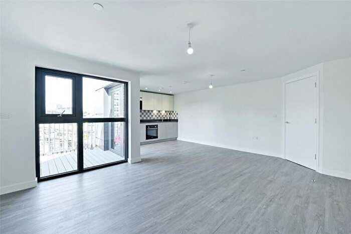 2 Bedroom Penthouse To Rent In St. Thomas Street, Bristol, Somerset, BS1