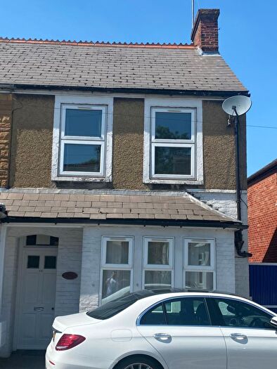 5 Bedroom End Of Terrace House To Rent In Hollow Way, Cowley, Oxford, Oxfordshire, OX4